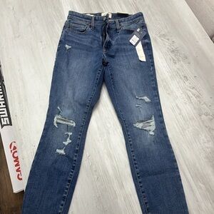 Stylish Blue Distressed Women Jeans
